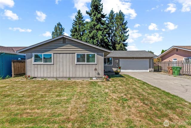 Property photo for 3226 Maple Street, Longview