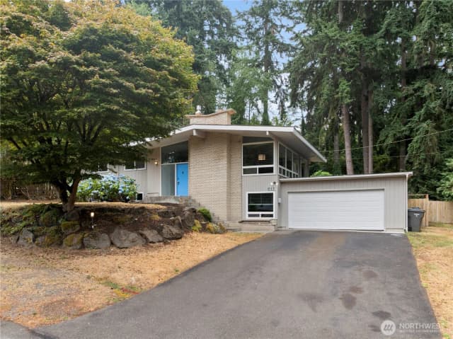 Property photo for 817 S 297th Place, Federal Way
