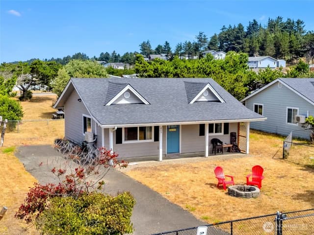 Property photo for 805 338th Place, Ocean Park