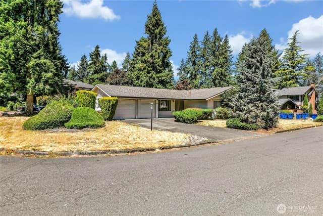 Property photo for 1803 150th Avenue Se, Bellevue