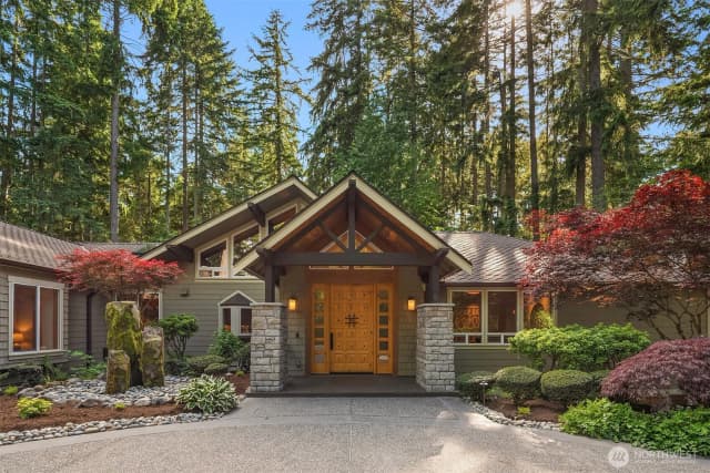 Property photo for 13433 Ne 45th Street, Bellevue