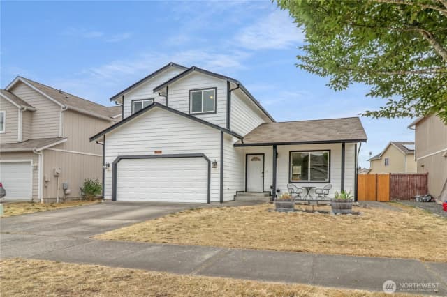 Property photo for 9989 Greenleaf Loop Se, Yelm