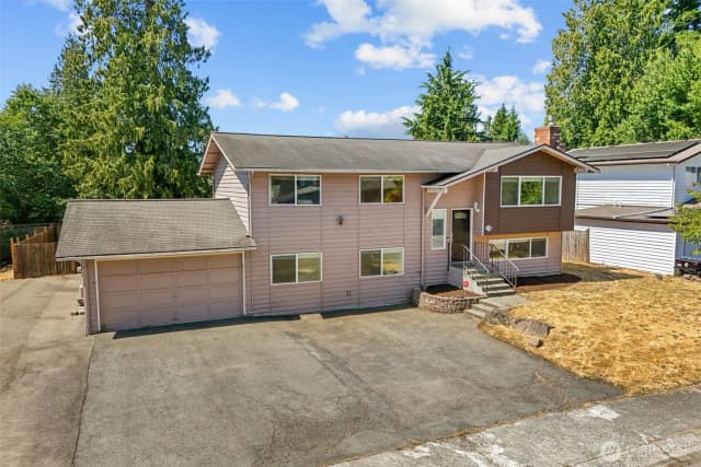 Property photo for 15028 45th Place W, Lynnwood
