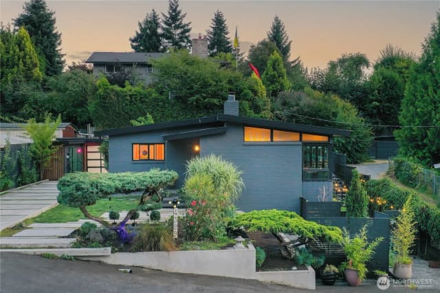 Property photo for 4329 Sw Cloverdale Street, Seattle