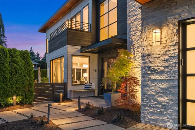 Property photo for 1288 106th Place Ne, Bellevue