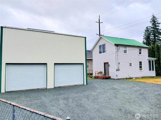 Property photo for 36727 Highway 2, Sultan