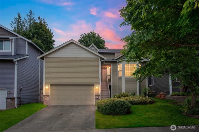 Property photo for 2304 Cooper Crest Place Nw, Olympia