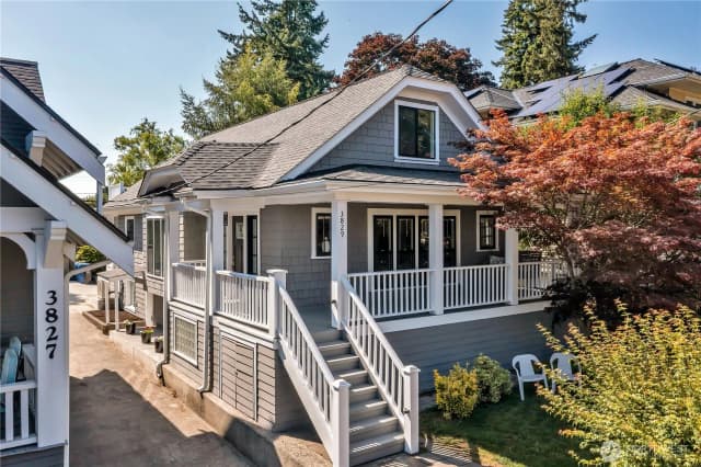 Property photo for 3829 Burke Avenue N, Seattle