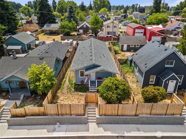 Property photo for 816 E 64th Street, Tacoma