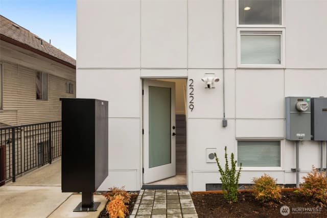 Property photo for 2229 25th Avenue S, Seattle