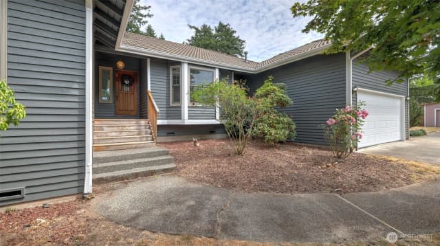 Property photo for 20024 100th Avenue Se, Kent