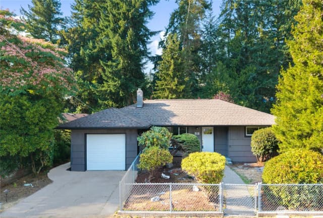 Property photo for 518 N 166th Street, Shoreline