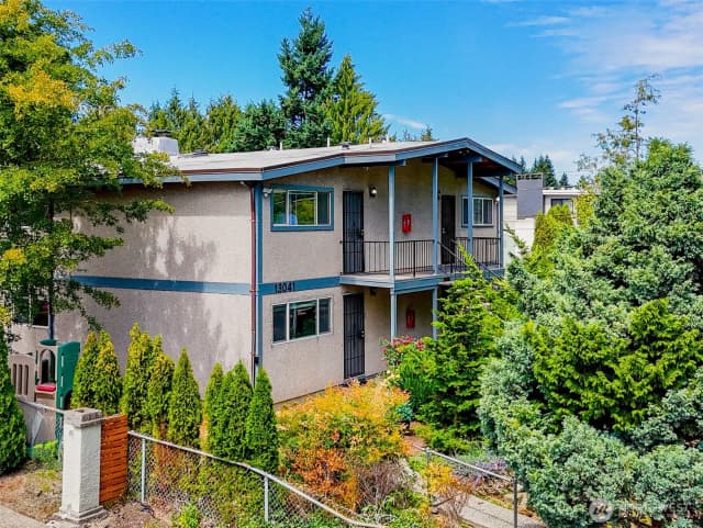 Property photo for 13041 12th Avenue Sw, Burien