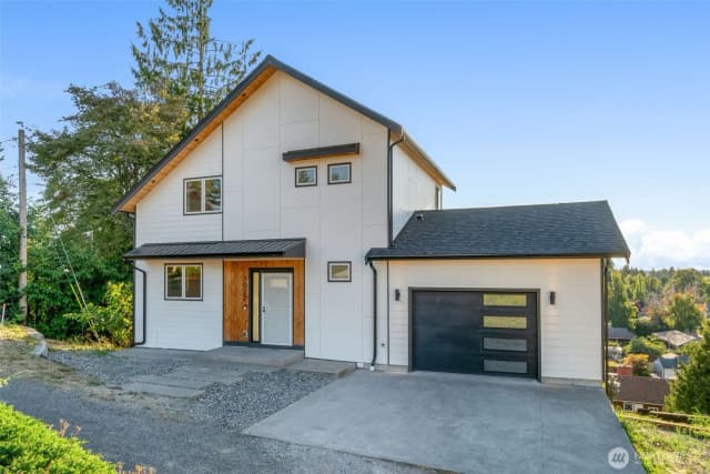 Property photo for 3022 Sylvan Drive W, University Place