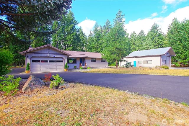 Property photo for 70 Lake Cabins Road, Ronald