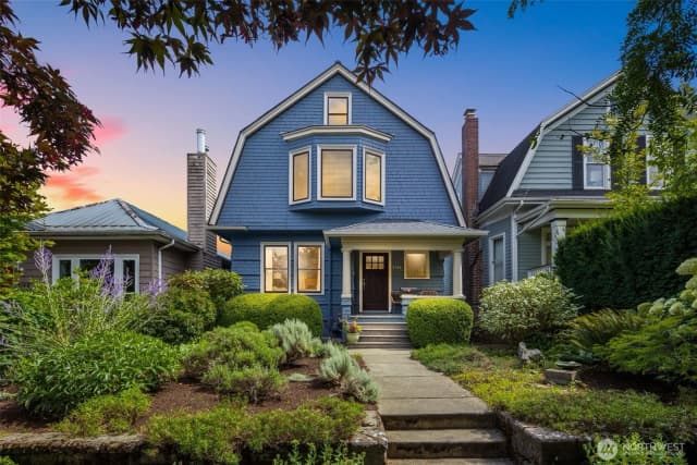 Property photo for 2146 4th Avenue W, Seattle