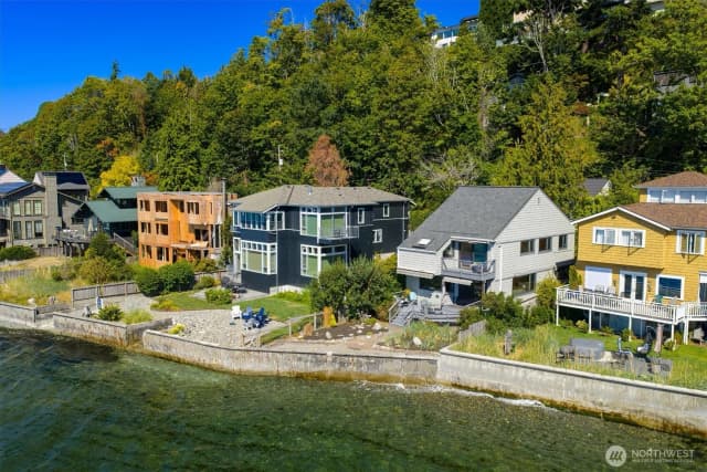 Property photo for 7163 A Beach Drive Sw, Seattle
