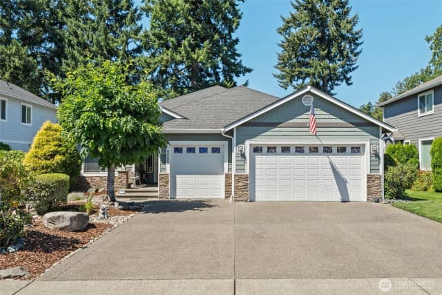 Property photo for 9066 Eagle Point Loop Road Sw, Lakewood