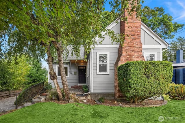 Property photo for 9756 Wallingford Avenue N, Seattle