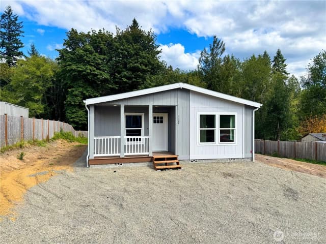 Property photo for 1122 F Street, Vader