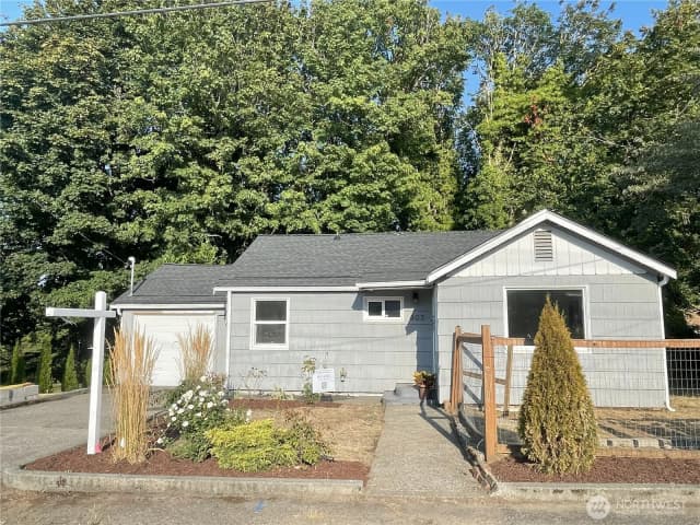 Property photo for 803 Hull Avenue, Port Orchard