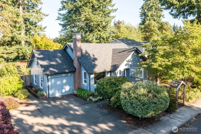 Property photo for 812 Thomas Street Sw, Olympia