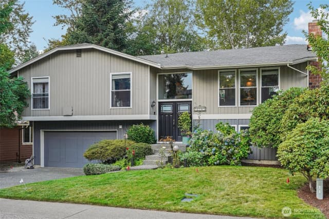 Property photo for 21815 121st Place Se, Kent
