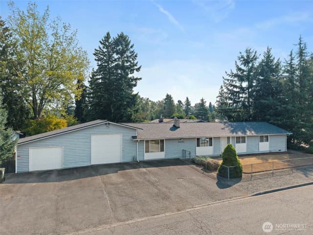 Property photo for 20640 130th Avenue Se, Kent