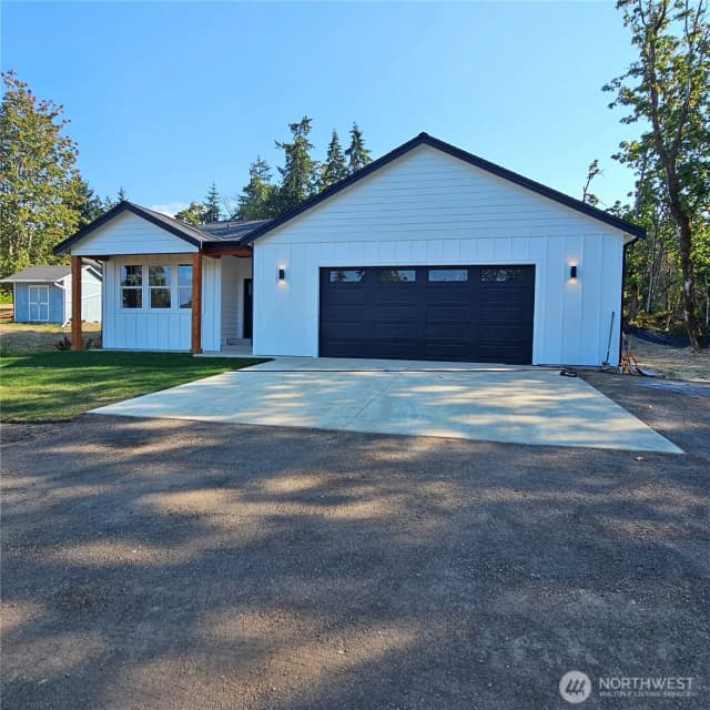 Property photo for 7590 E Idaho Street, Port Orchard