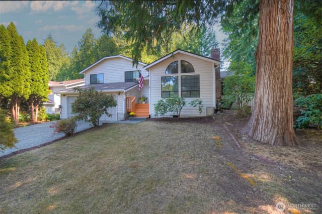 Property photo for 9406 Saint Johns Place Ne, Bremerton
