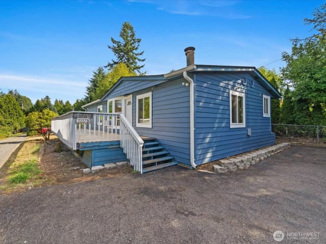 Property photo for 2227 116th Street Se #b, Everett