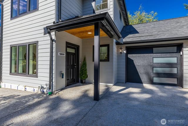 Property photo for 12031 40th Avenue Ne #b, Seattle
