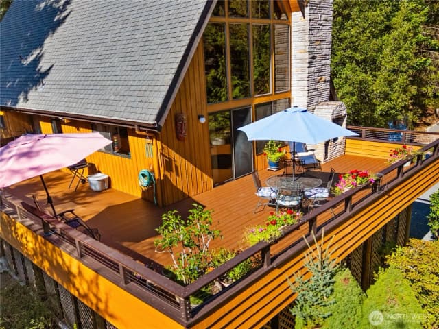 Property photo for 548 Klamath Drive, La Conner