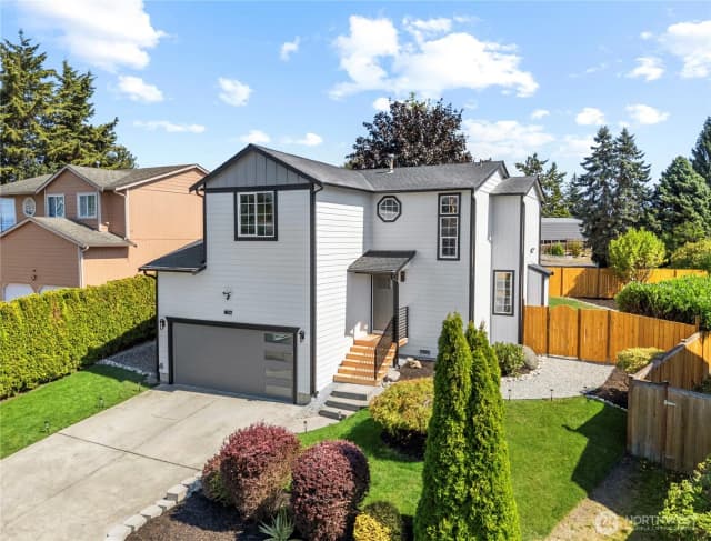Property photo for 8622 12th Place Ne, Lake Stevens