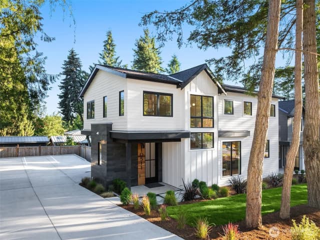 Property photo for 10511 Ne 112th Street, Kirkland