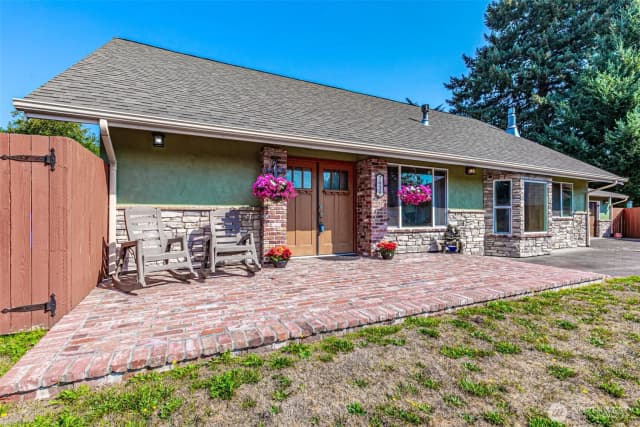 Property photo for 7938 6th Avenue Se, Olympia