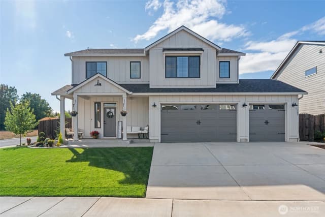 Property photo for 707 Cardinal Avenue, Winlock