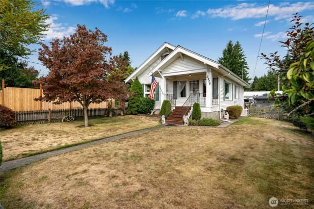 Property photo for 2225 61st Street Se, Everett