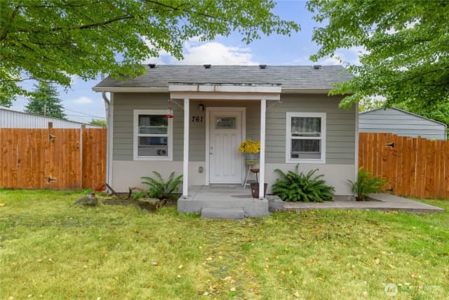 Property photo for 761 Sw Pacific Ave, Chehalis