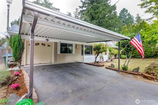 Property photo for 9611 112th Street Sw, Lakewood