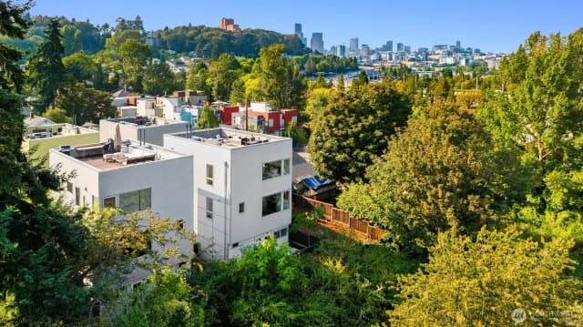 Property photo for 1536 19th Avenue S, Seattle