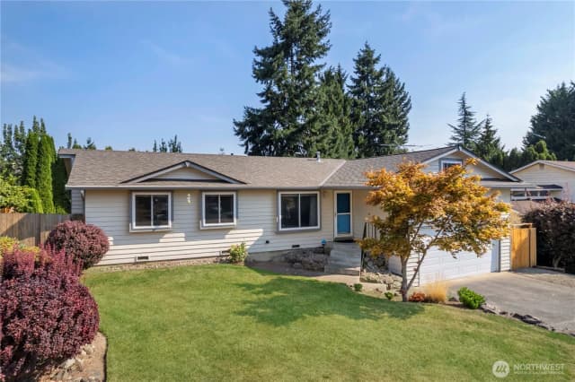 Property photo for 12800 Se 276th Place, Kent