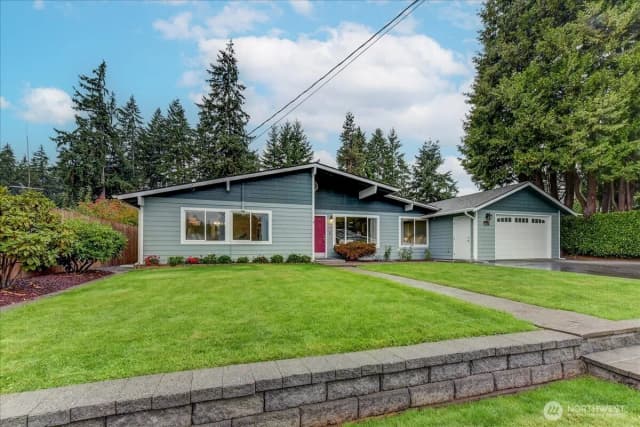 Property photo for 8819 123 Avenue Se, Newcastle
