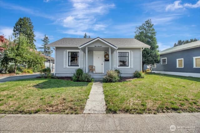 Property photo for 317 S Olympic Avenue, Arlington