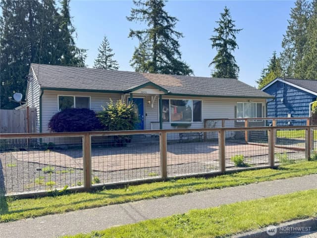 Property photo for 20426 54th Avenue W, Lynnwood
