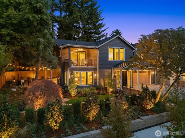 Property photo for 2012 9th Street W, Kirkland