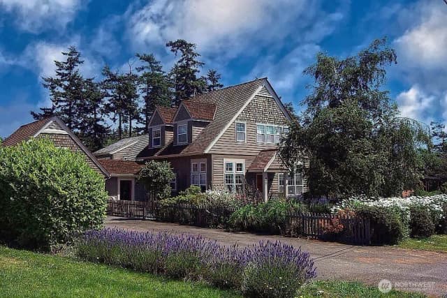 Property photo for 577 Scenic Heights Road, Oak Harbor