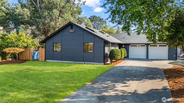 Property photo for 8504 Morland Avenue Sw, Lakewood