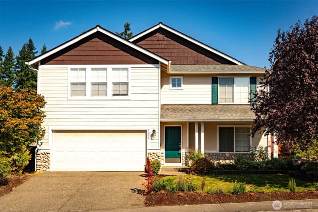 Property photo for 2322 Se 2nd Court, Renton