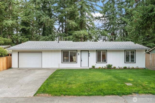 Property photo for 19708 Se 261st Street, Covington